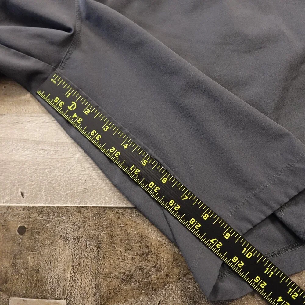 Adidas Colorblock Athletic Shorts Men’s Large‎ Gray Black 9.5